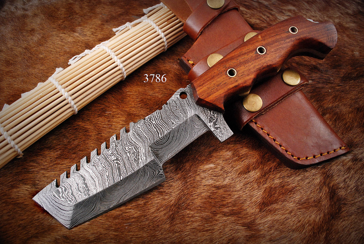 Tom Tracker Knife Forged Damascus Fixed Blade Hunting Skinning Knife Bull Cutter with Vertical Sheath