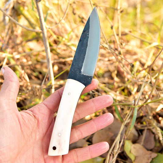 Handmade High-End Carbon 1095 Steel Fixed Blade Skinner Camel Bone Handle