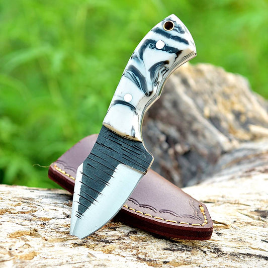 Handmade Carbon Steel Mini Skinner Knife Full Tang - Resin Handle with Leather Sheath