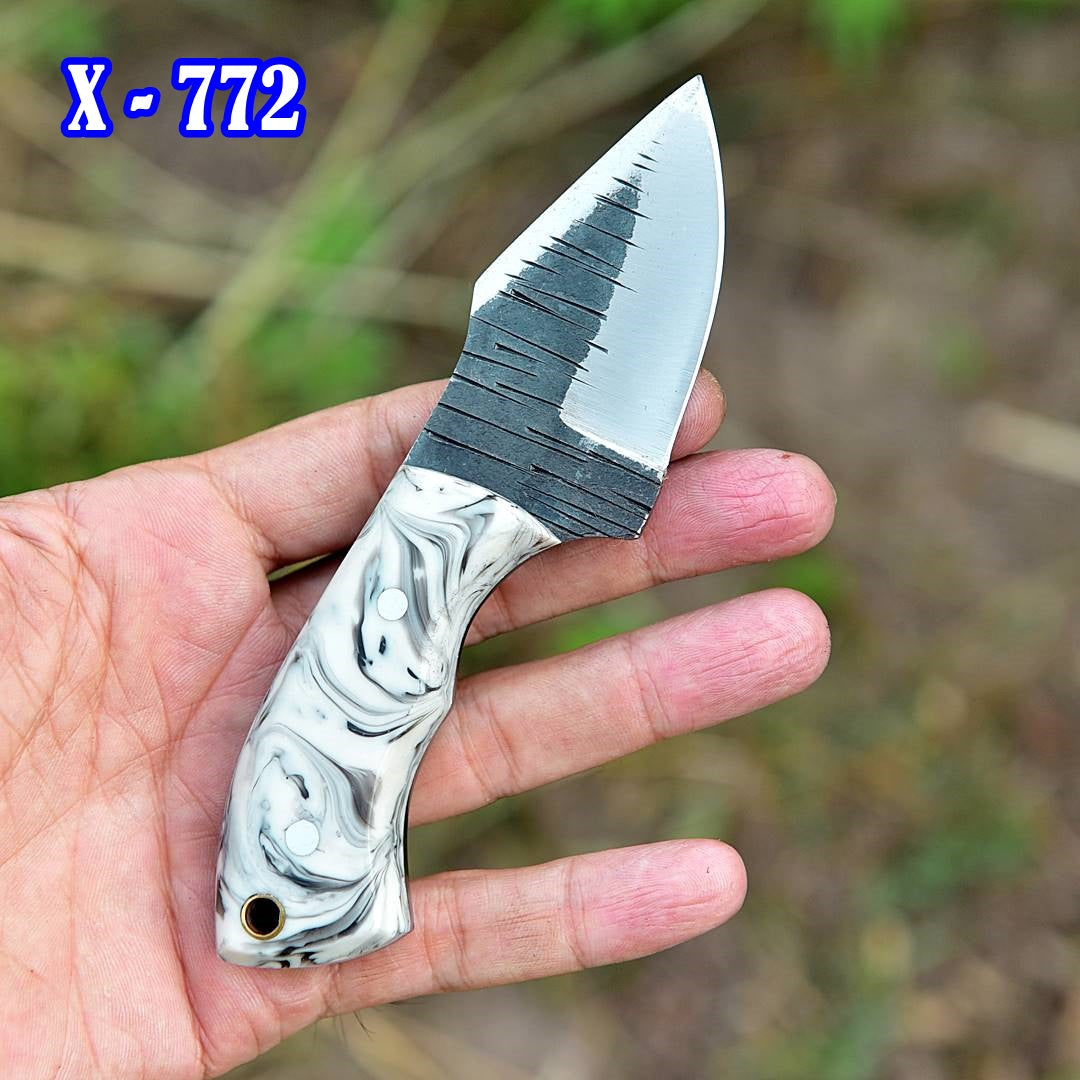 Handmade Carbon Steel Mini Skinner Knife Full Tang - Resin Handle with Leather Sheath