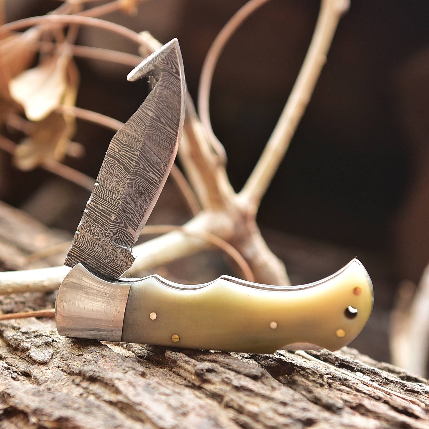 Handmade Damascus Steel Pocket Folding Guthook Blade Knife - Gray Bone Handle