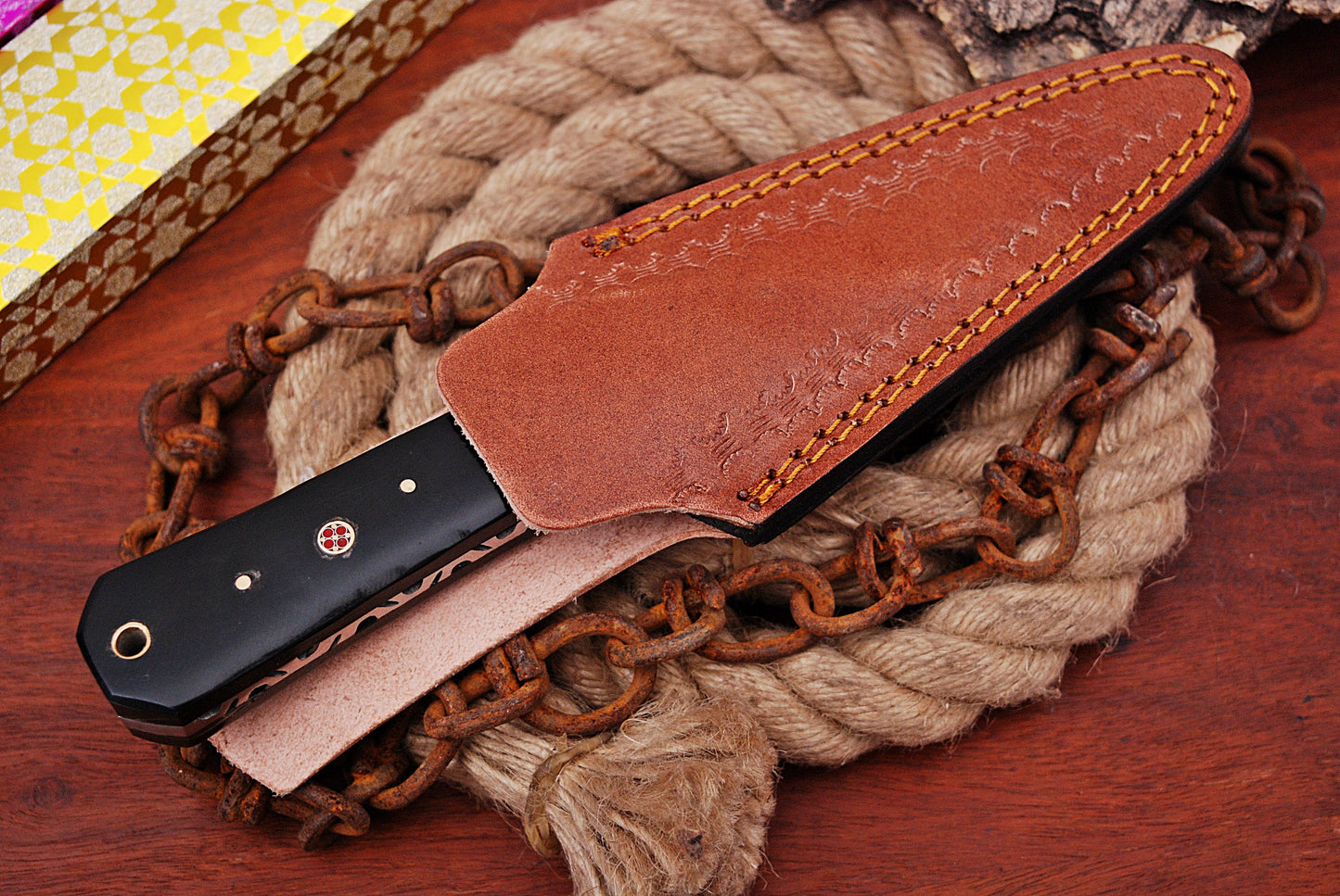 Custom Handmade Damascus steel double edged dirk knife bull horn handle