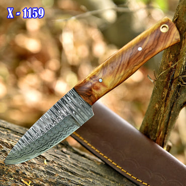 Elite Hunting Damascus Steel Blade Skinner Knife Wood Handle With Sheath