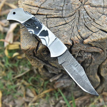 Hand Forged Damascus Steel Pocket Knife Resin Handle Collector Piece