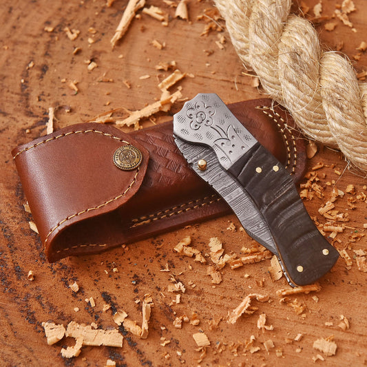 Handmade Damascus Folding Blade Pocket Knife Ram Horn Handle Camping Knife
