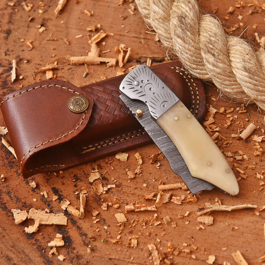 Handmade Damascus Steel Hunting Folding Blade Pocket Knife With Sheath