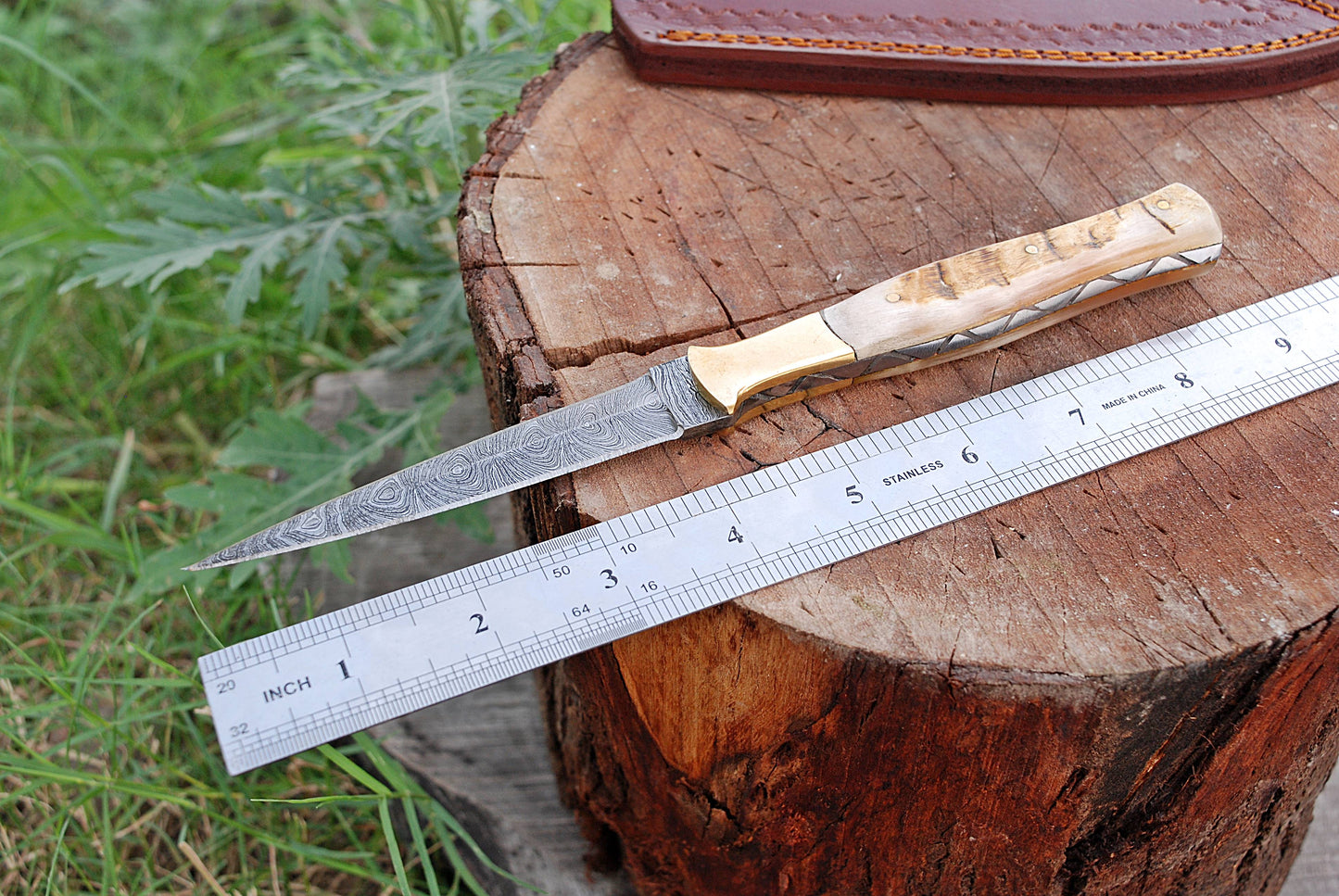 Damascus Knife Double-Edged Forged Steel Fixed Boot Knife Original Ram Horn Handle