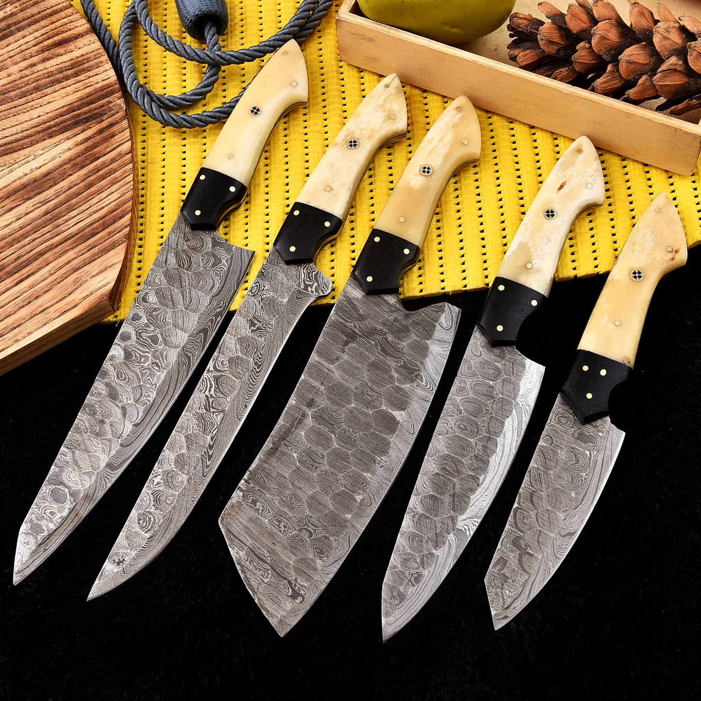 Masterfully Crafted Damascus Steel Chef's Knife Superior Quality for Professional Kitchen Knives X-221