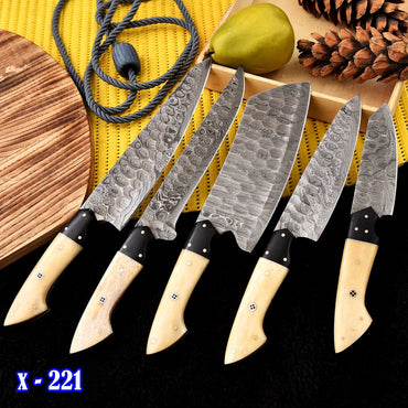 Masterfully Crafted Damascus Steel Chef's Knife Superior Quality for Professional Kitchen Knives X-221