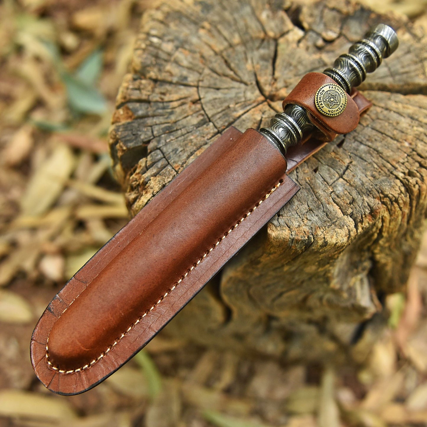 Artisan Forged Damascus Steel Twist Blade Medieval Inspired Dagger Knife