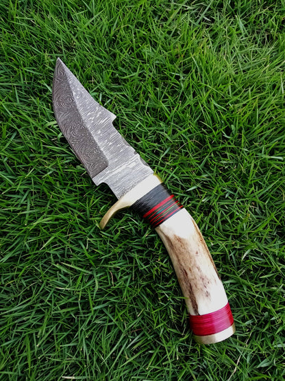 Handmade Damascus Steel Skinner Outdoor Camping Adventure Knife
