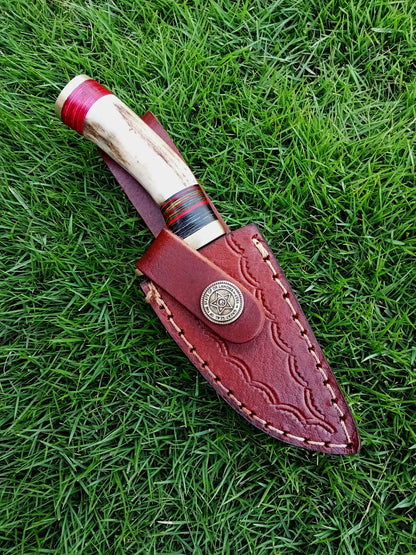 Handmade Damascus Steel Skinner Outdoor Camping Adventure Knife