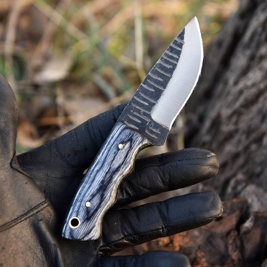 Handmade Carbon Steel Blade Outdoor Hunting Camping Skinner Knife Wood Handle