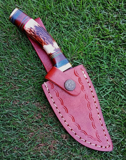 Custom Handmade Damascus Steel Blade Camping Skinner Knife Stage Handle