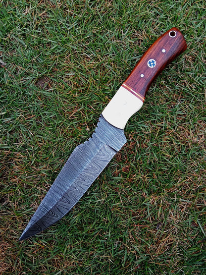 Custom Handmade Damascus Steel Blade Outdoor Hunting Camping Knife