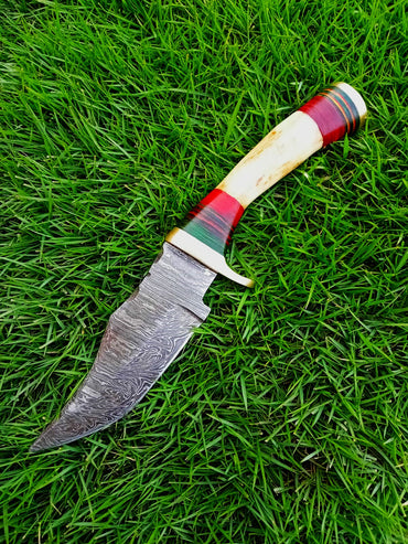Handmade Damascus Steel Outdoor Fixed Blade Hiking Skinner Knife Stage Handle