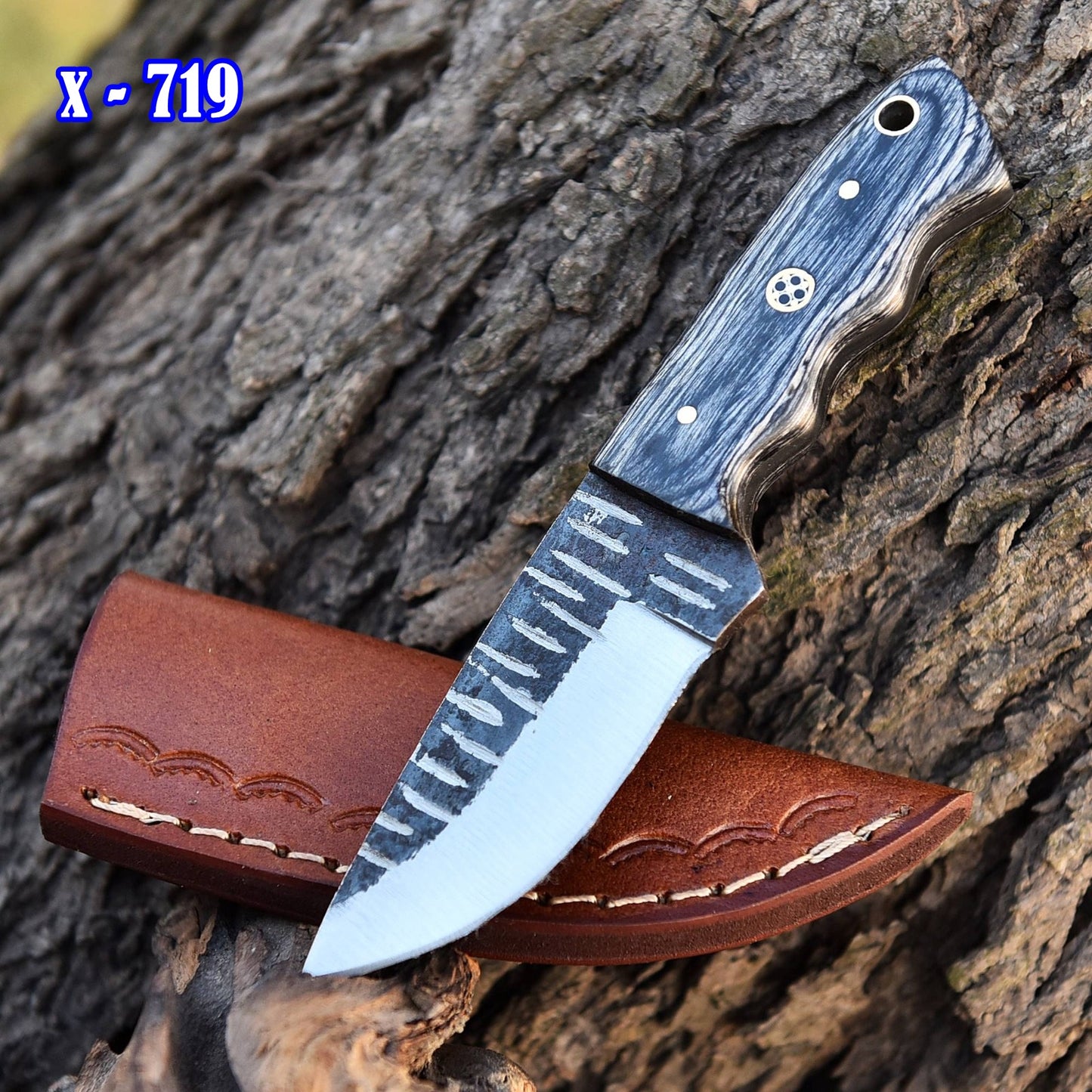 Handmade Carbon Steel Blade Outdoor Hunting Camping Skinner Knife Wood Handle