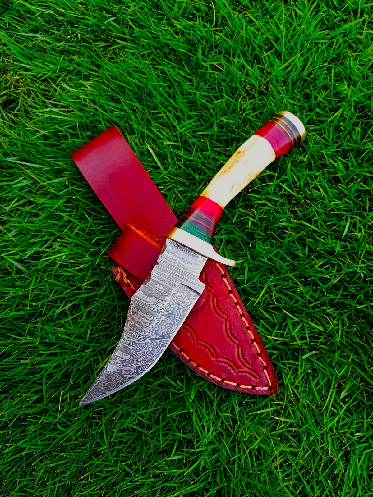 Handmade Damascus Steel Outdoor Fixed Blade Hiking Skinner Knife Stage Handle