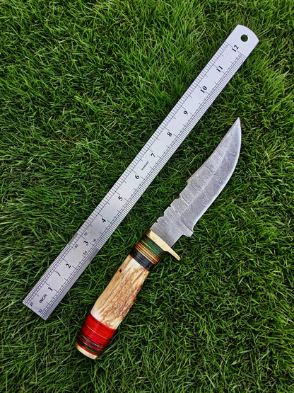 Custom Hand Forged Damascus Steel Adventure Camping EDC Knife Stage Handle