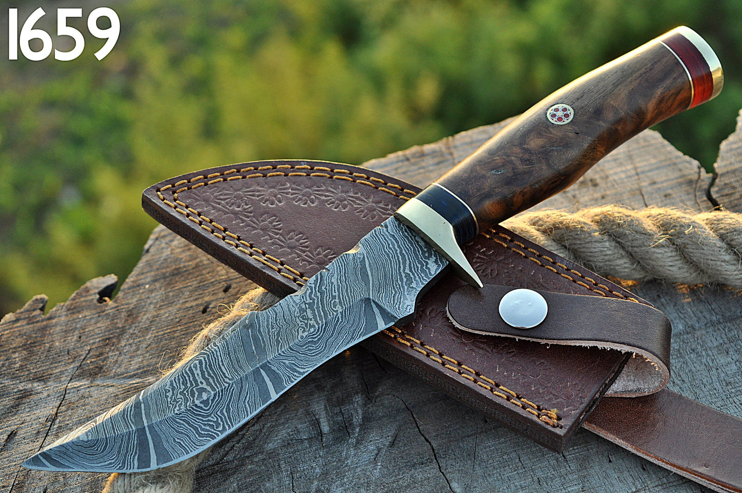 Handmade Damascus Steel Hunting Skinner Bushcraft Knife Wood Handle