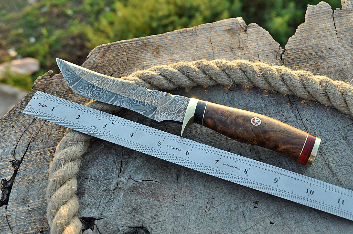 Handmade Damascus Steel Hunting Skinner Bushcraft Knife Wood Handle