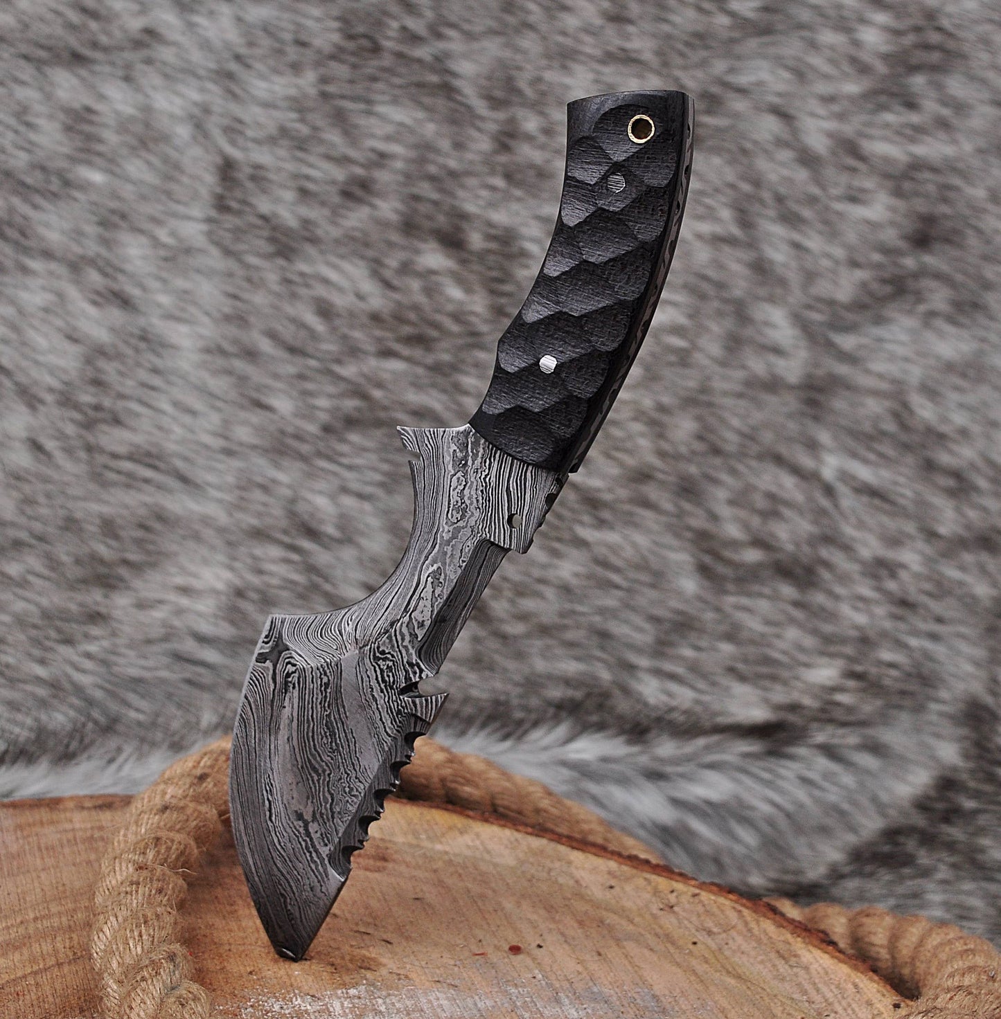 Handmade Damascus Steel Bowie Knife Multi-Purpose Hunting Skinner - with Leather Sheath