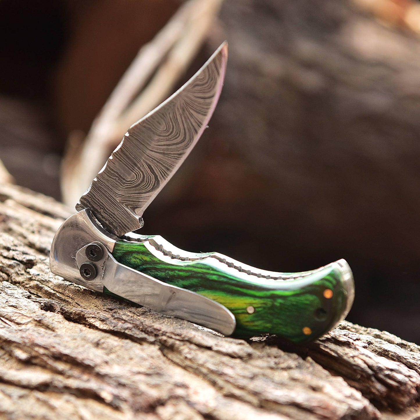 Handmade Damascus Steel Outdoor Hunting  Folding Pocket Knife Wood Handle