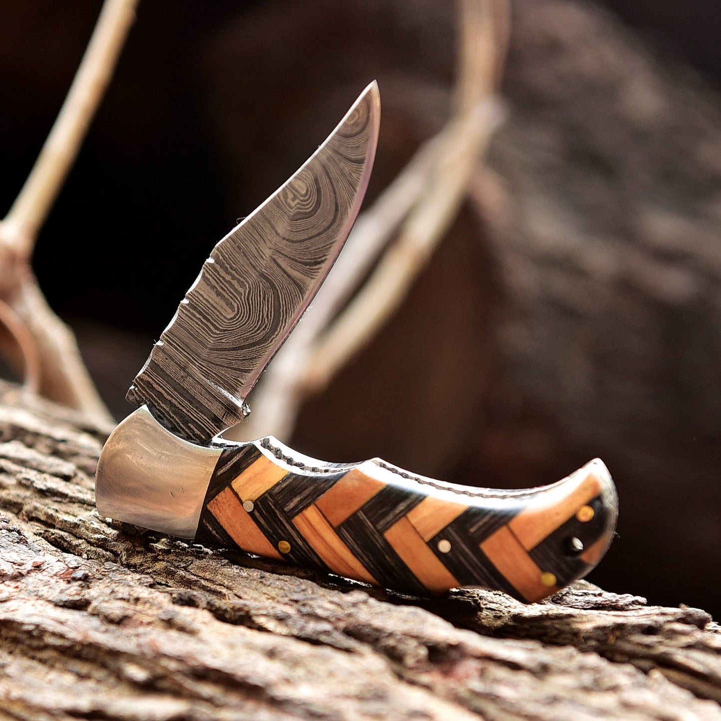 Handmade Damascus Steel Hunting Folding Knife Wood Steel Bolster Handle