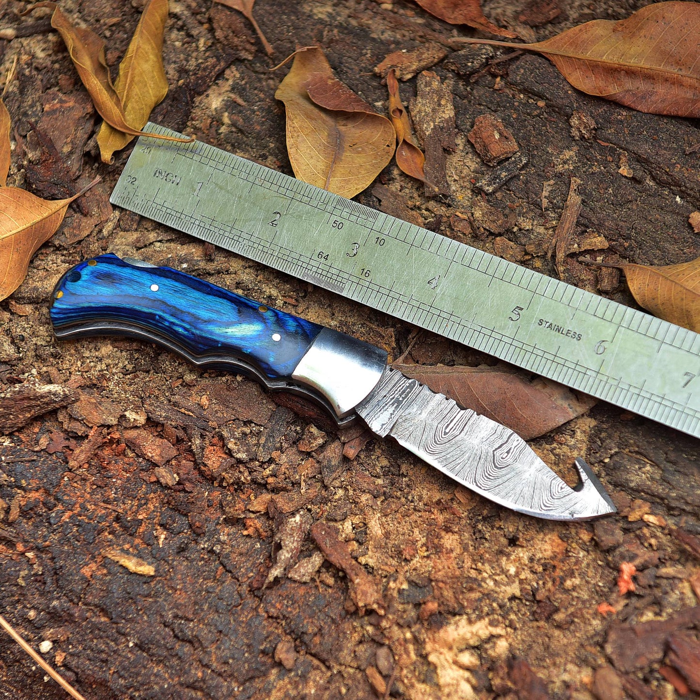 Hand Forged Damascus Steel Gut Hook Folding Blade Back Lock Pocket Knife
