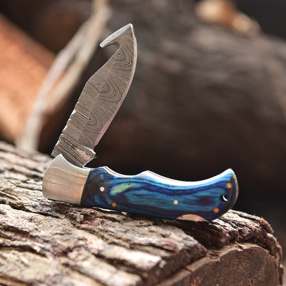 Hand Forged Damascus Steel Gut Hook Folding Blade Back Lock Pocket Knife