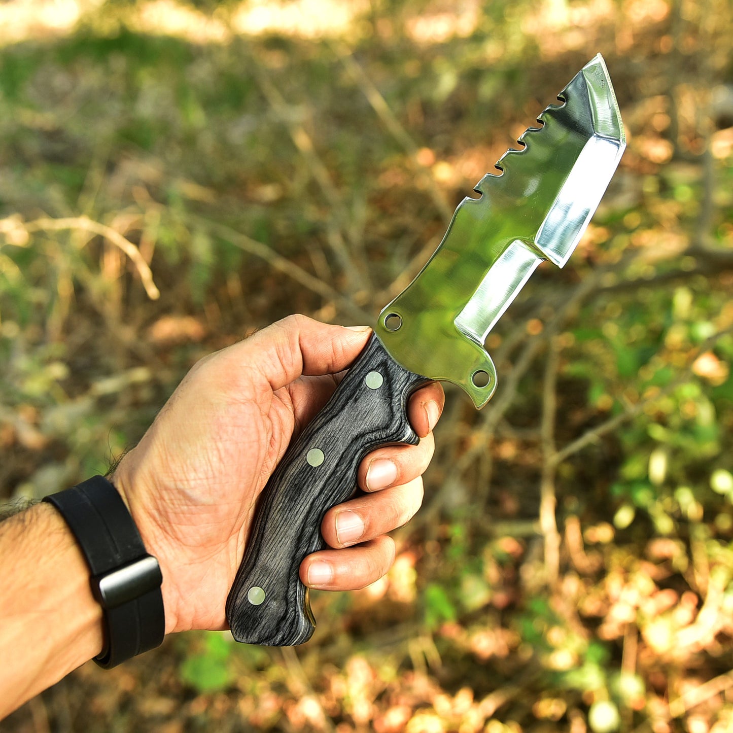 Handmade Forged D2 Steel Tracker Hunting Fixed Blade Knife Full Tang Pakkawood Handle