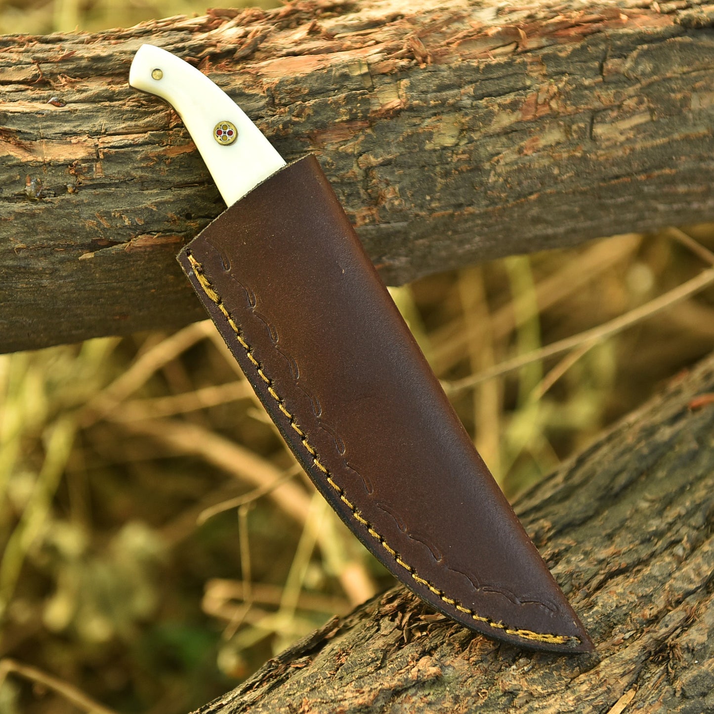 Hand Forged Full Tang Skinner Knife Resin Handle D2 Steel