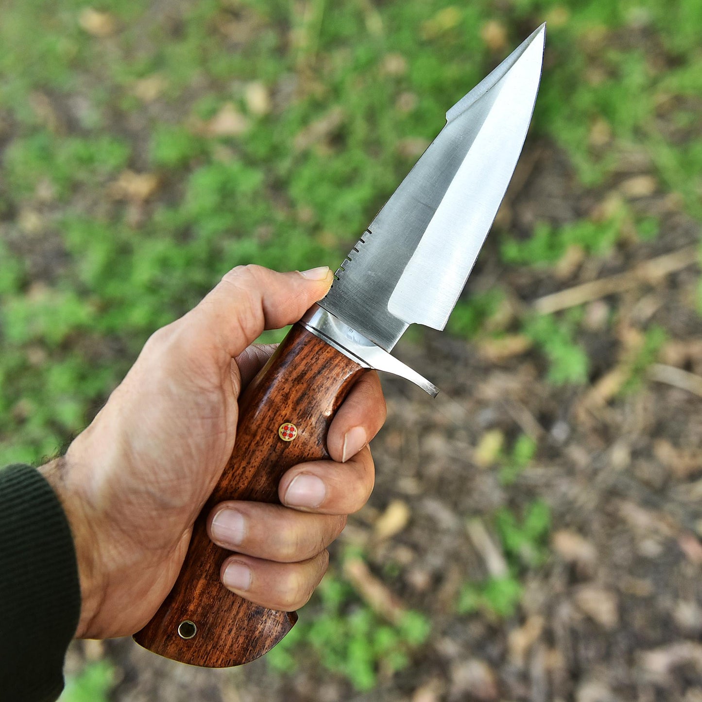 Handmade Carbon Steel D2 Blade Hunting Camping Skinner Knife Wood Handle
