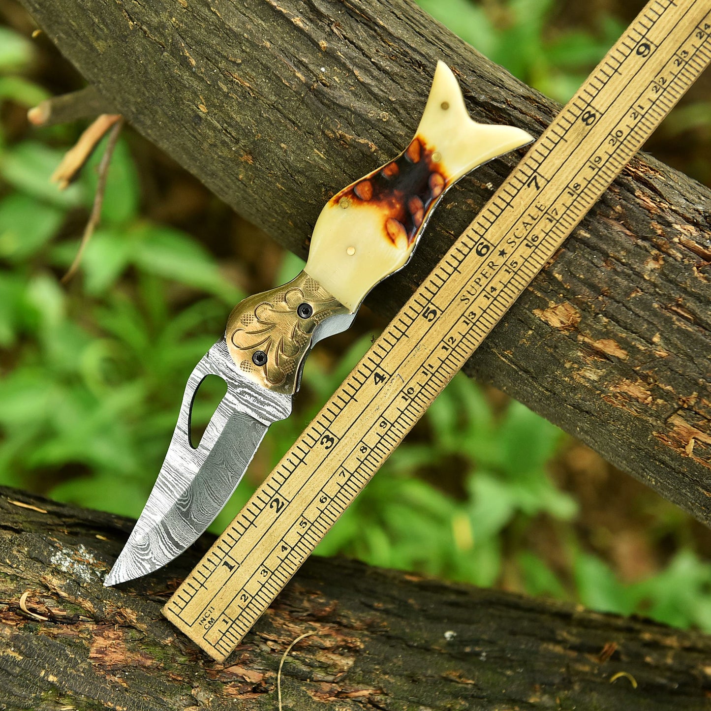 Handmade Damascus Pocket Hunting Camping Knife Camel Bone Handle