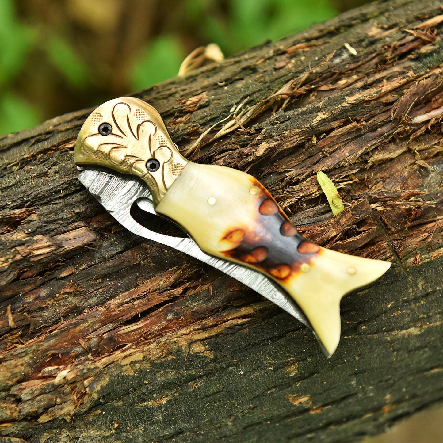 Handmade Damascus Pocket Hunting Camping Knife Camel Bone Handle