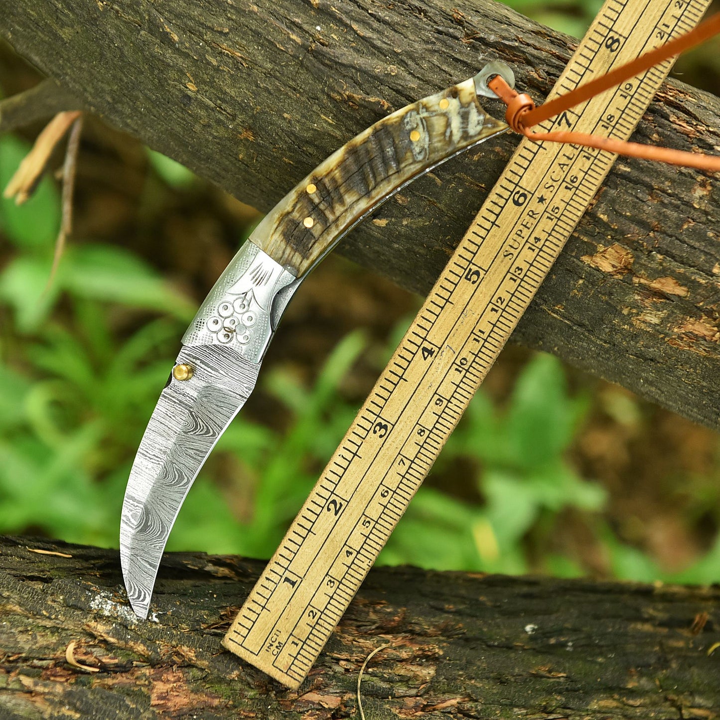 Handmade Damascus Folding Pocket Camping Knife Ram Horn Handle EDC