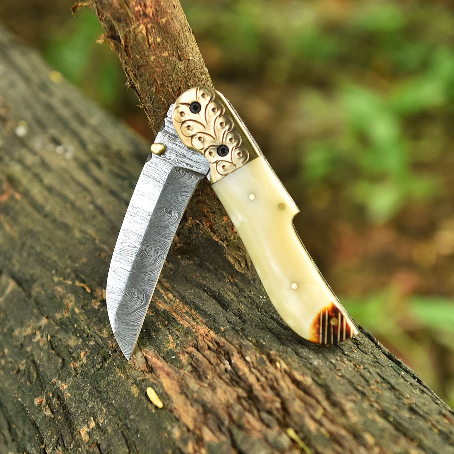 Handmade Damascus Pocket Folding Blade Adventure Knife Camel Bone Handle