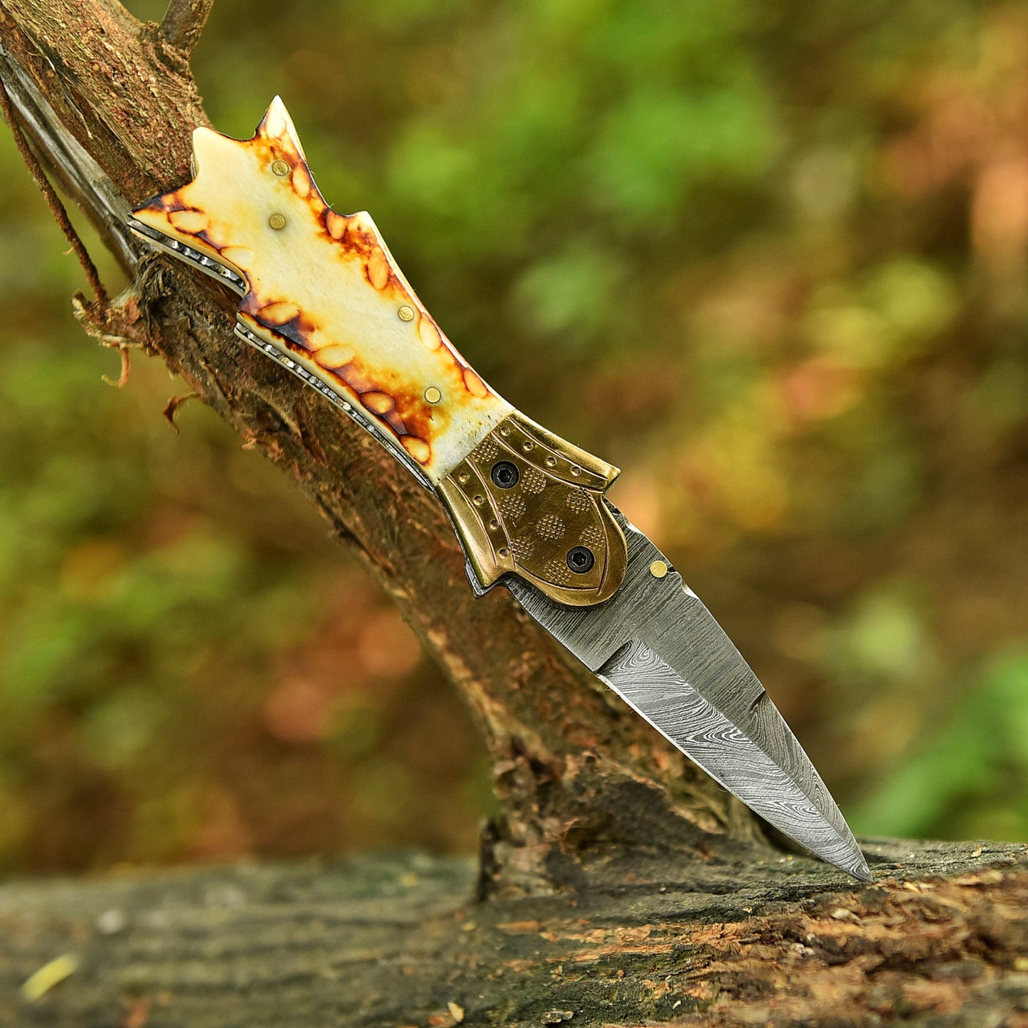EDC Hunting Hand Forged Damascus Steel Folding Blade Pocket Knife