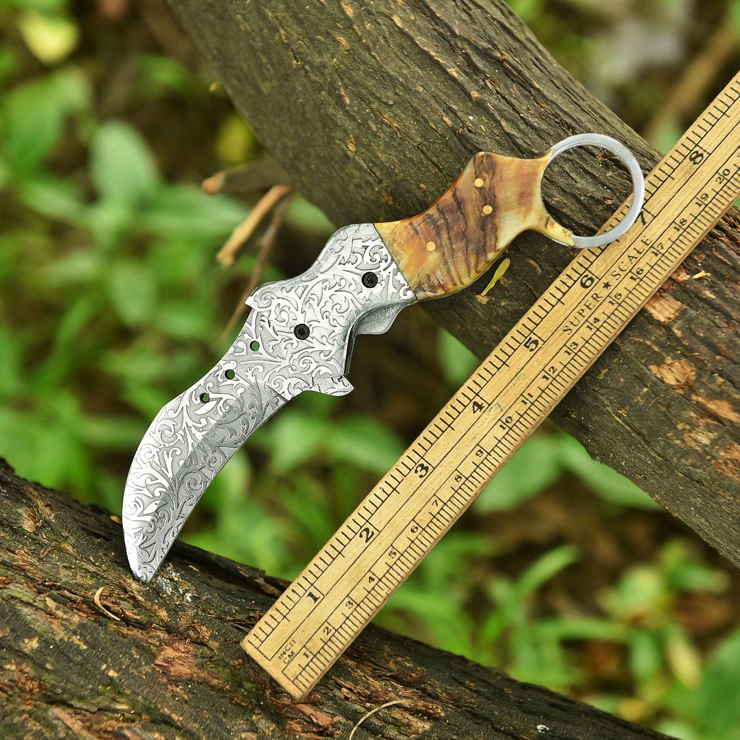 Handmade Engraved Folding Blade Pocket Knife Ram Horn Finger Ring Handle