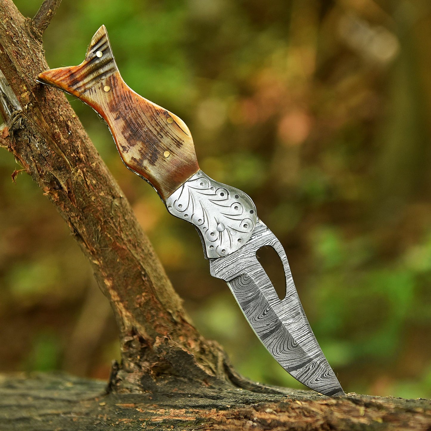 Elite Handmade EDC Folding Knife Damascus Blade Ram Horn Handle