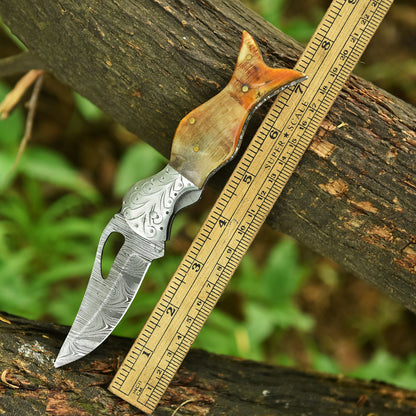 Elite Handmade EDC Folding Knife Damascus Blade Ram Horn Handle