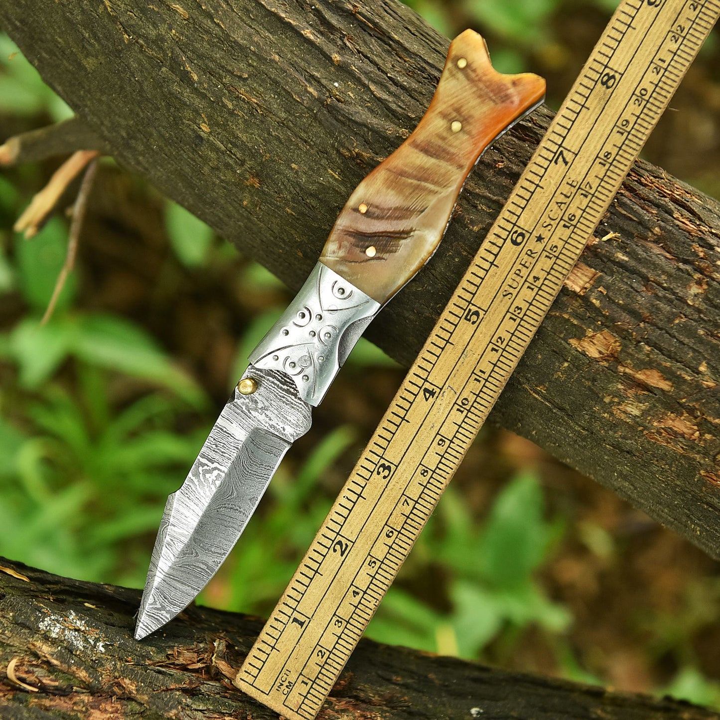 Handmade Damascus Pocket Knife Folding Blade Camping  Knife Ram Horn Handle