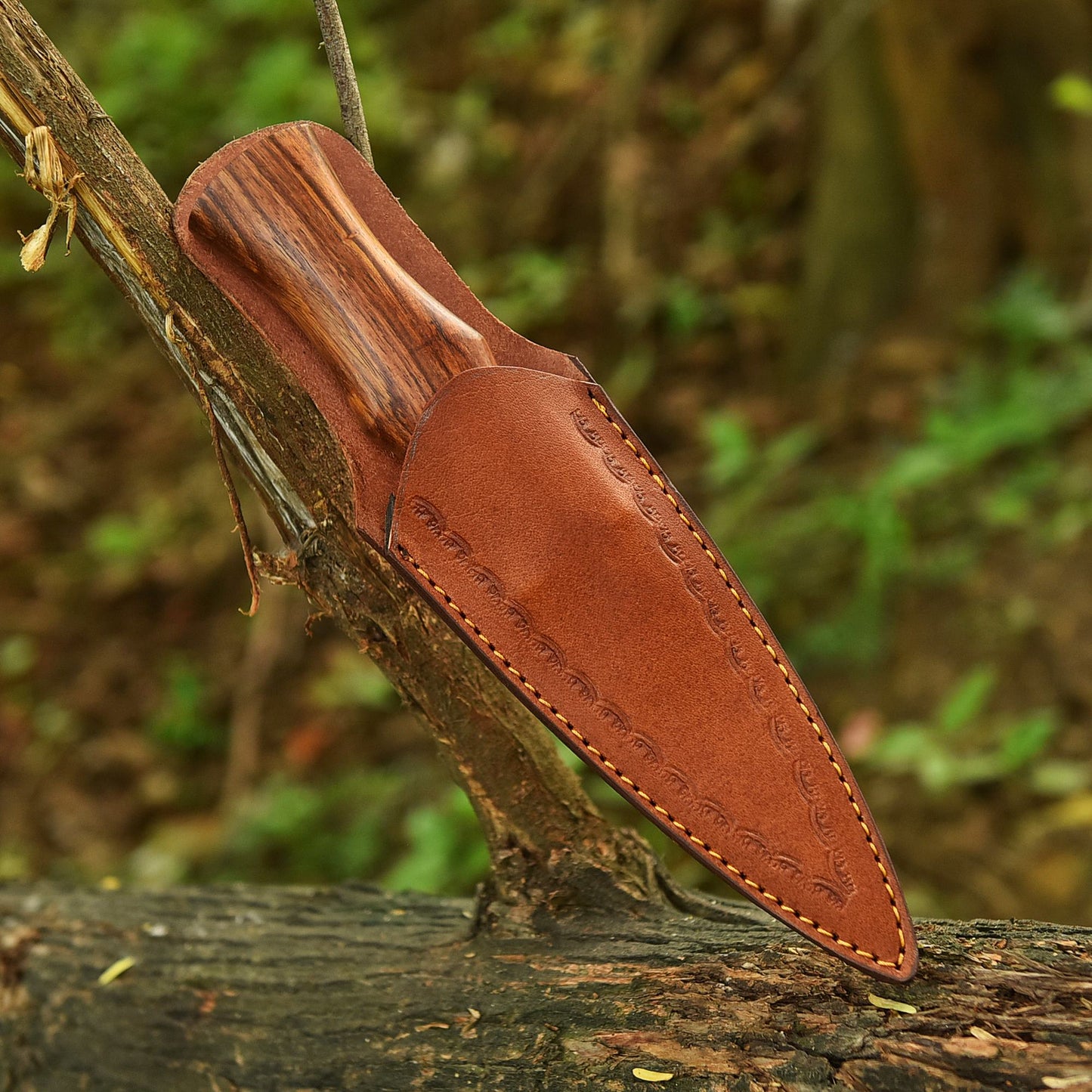Elite Luxury Custom Handmade Damascus Double Edge Blade Dagger Knife