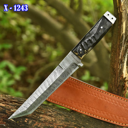 Handmade Camping Damascus Steel Blade Tanto Knife Ram Horn Handle