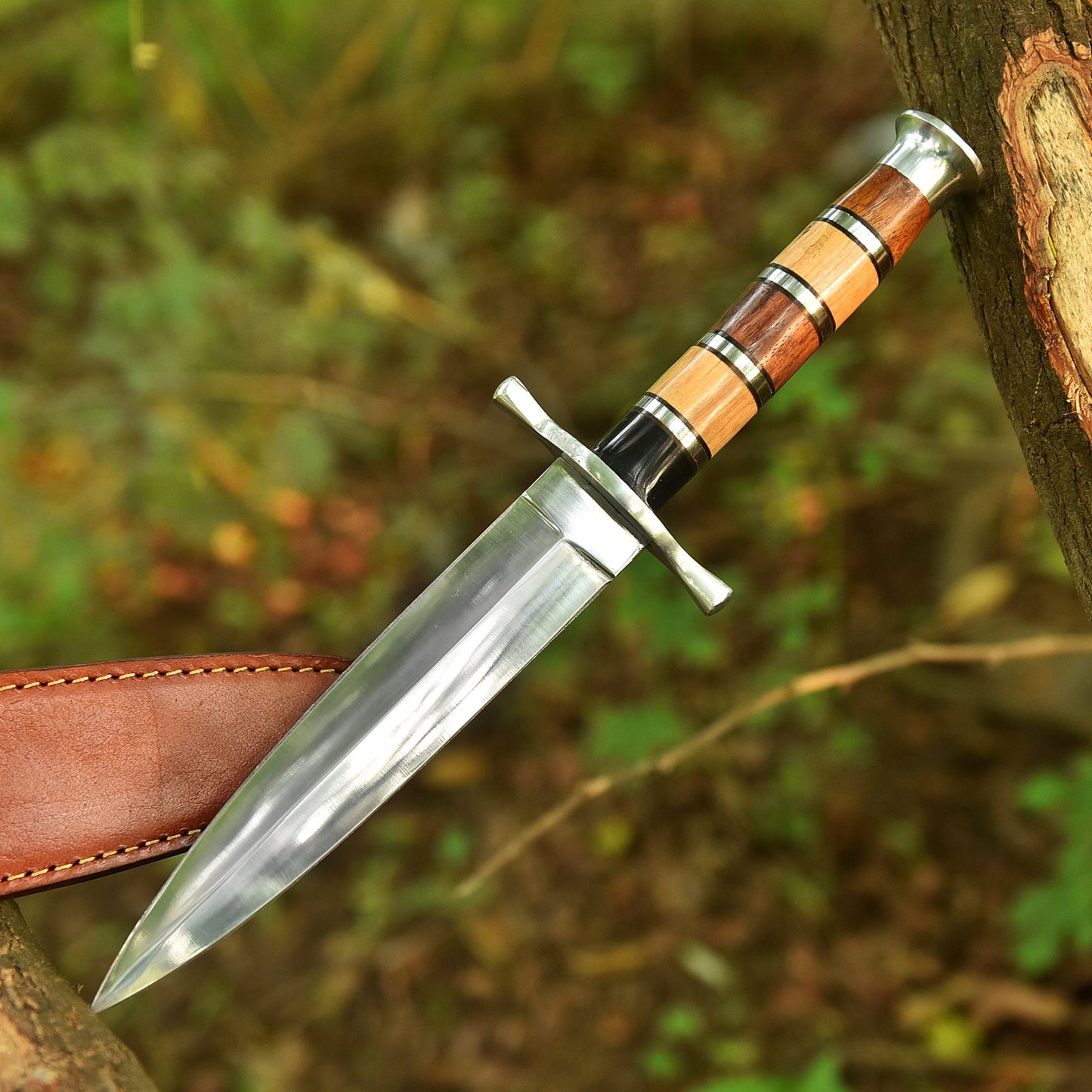 Hand Forged Carbon Steel Hunting Dagger Knife Wood Resin Steel Handle