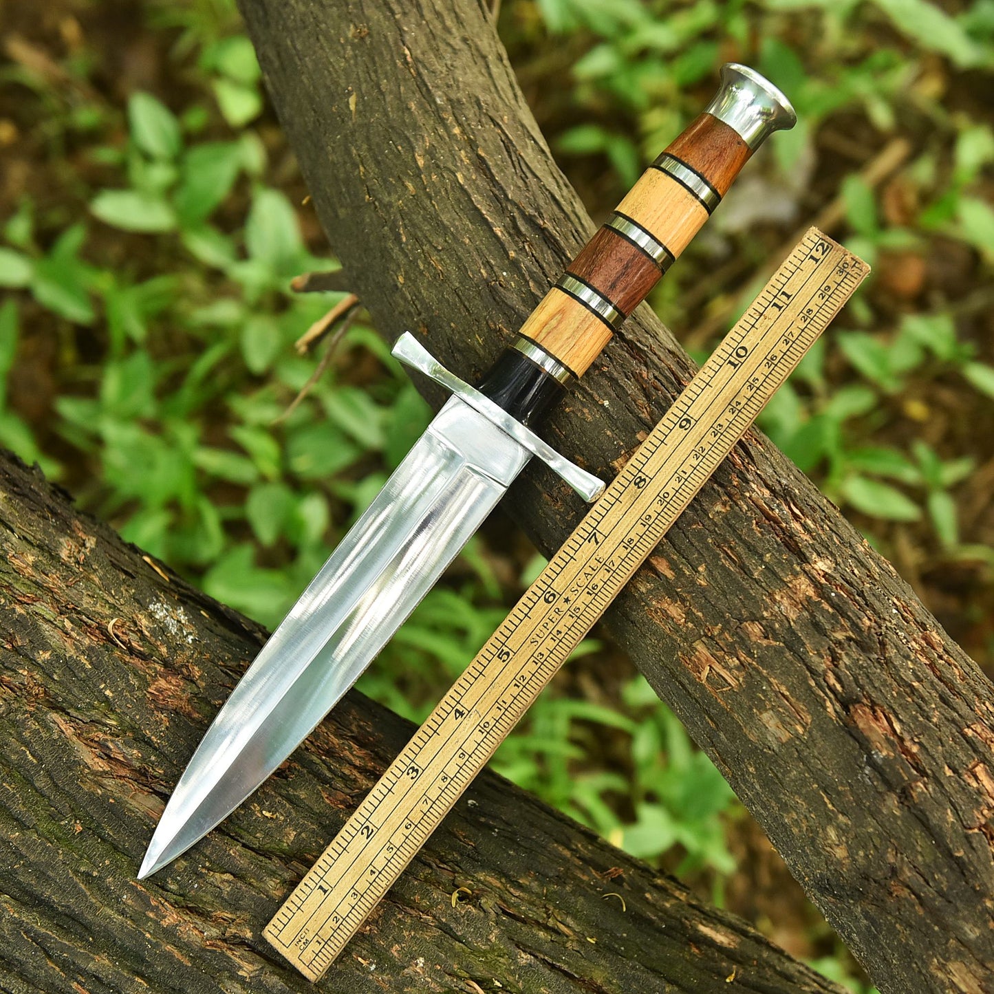 Hand Forged Carbon Steel Hunting Dagger Knife Wood Resin Steel Handle