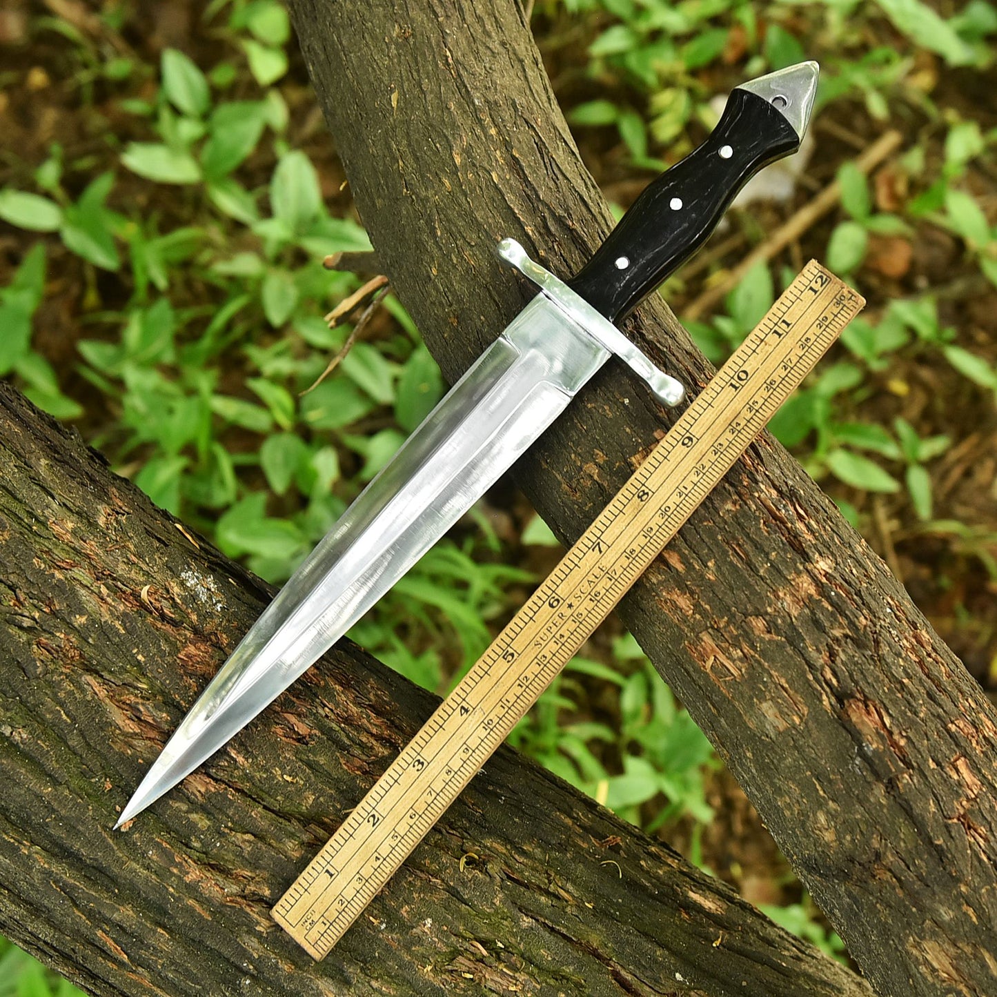 Camping Handcrafted Double Edge High Polish Carbon Steel Blade Dagger Knife