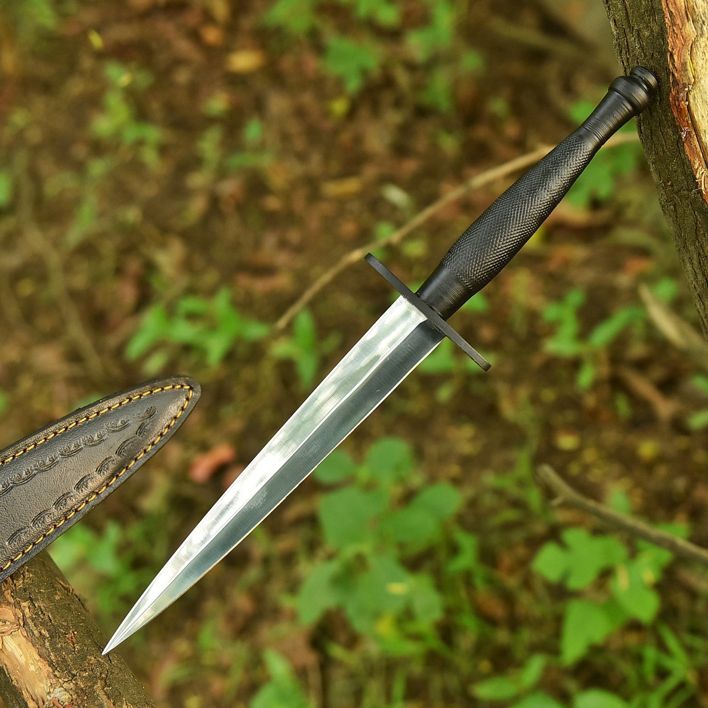 Handmade Tactical Carbon Steel Double Edge Dagger Knife Silver Handle