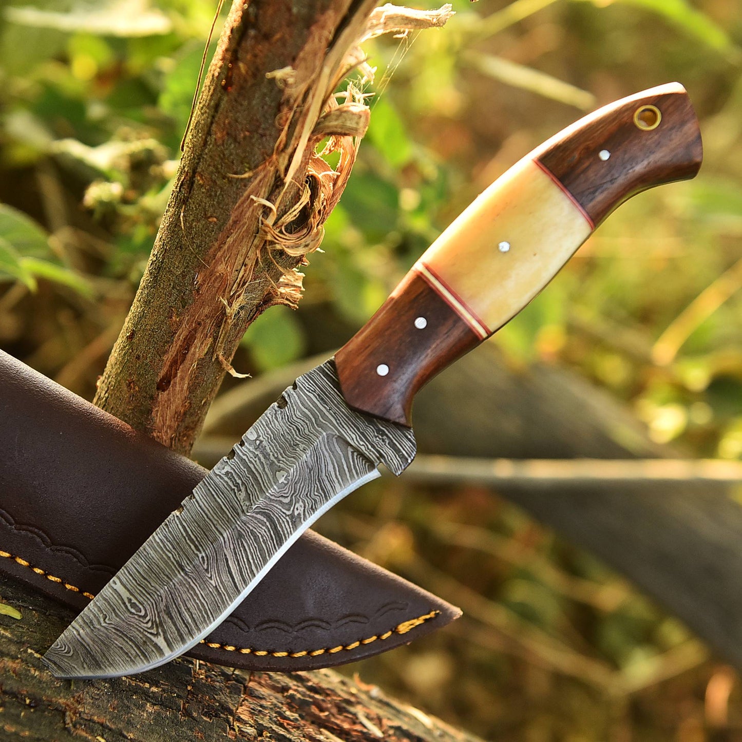 Handmade Damascus Steel Fixed Blade Bushcraft  Skinner Knife With Sheath