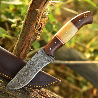 Handmade Damascus Steel Fixed Blade Bushcraft  Skinner Knife With Sheath